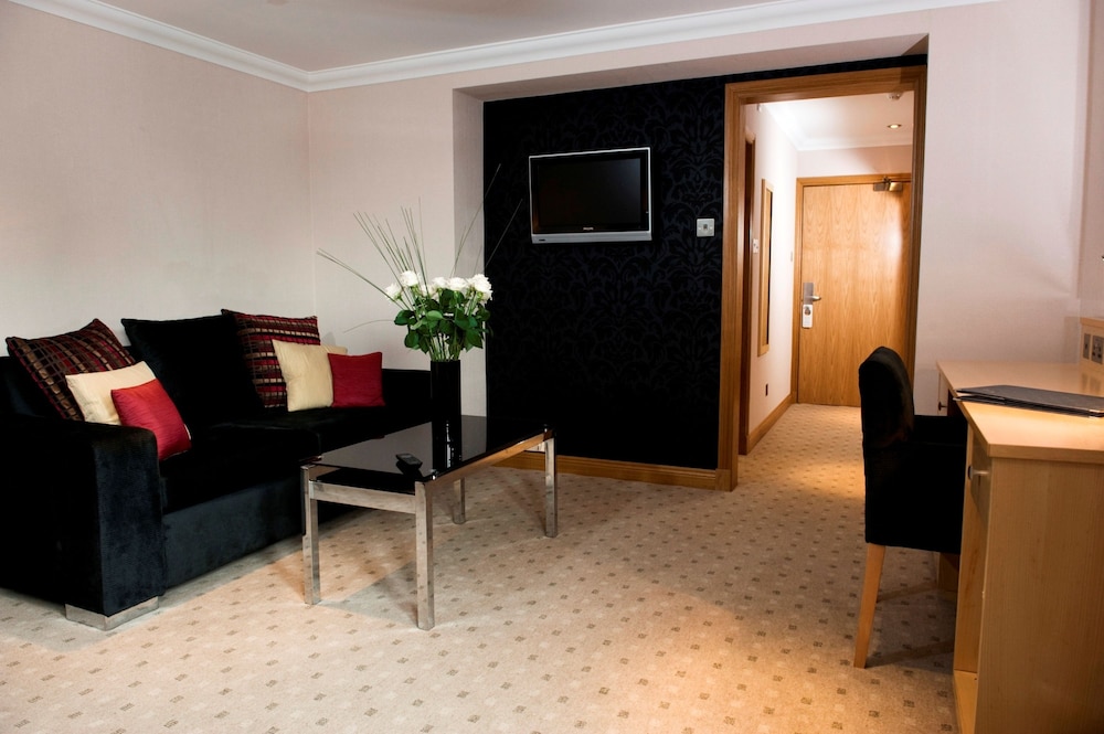 Carlton Hotel 38/61