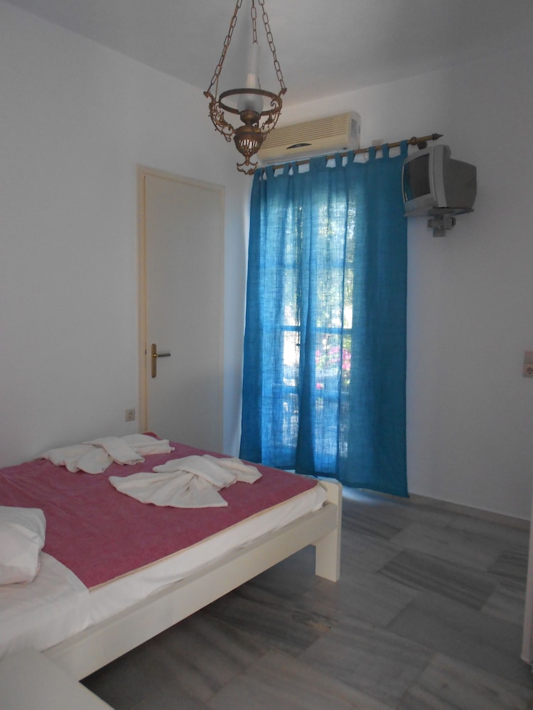 Agia Anna Living 16/50