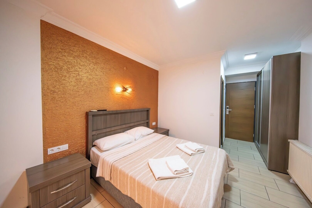 Marina Apart Hotel 20/48