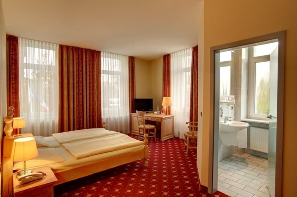 Hotel Kronprinz 19/38