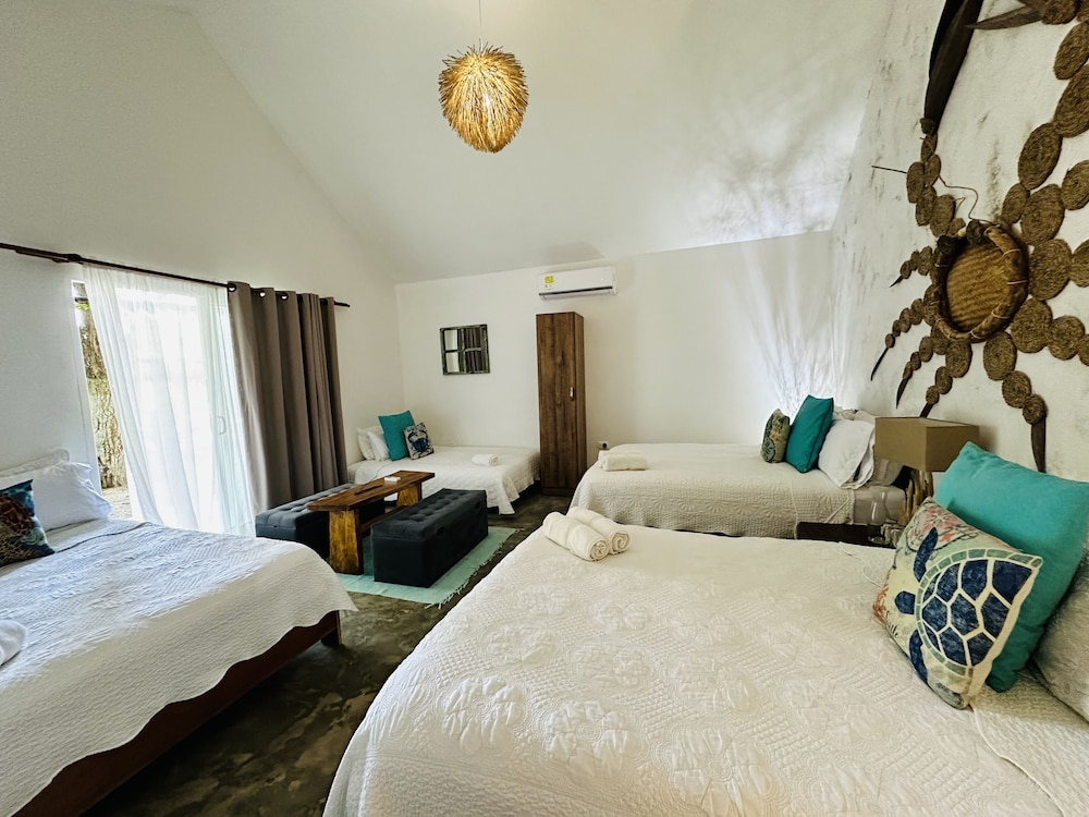 THE BEACH HOSTEL CARTAGENA 17/76