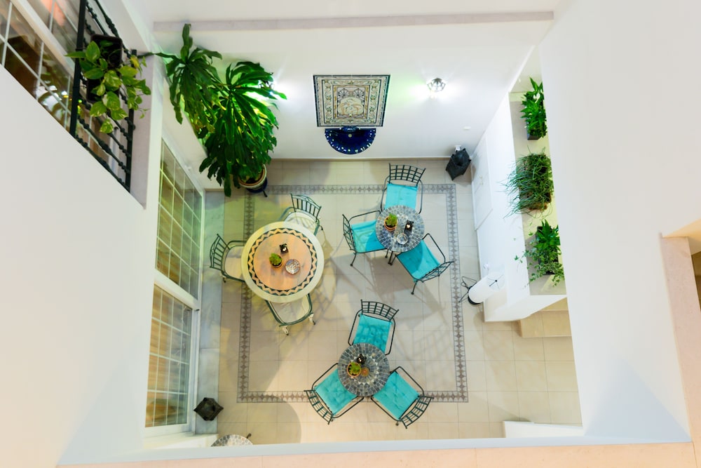 Triana Luxury Home 5/48