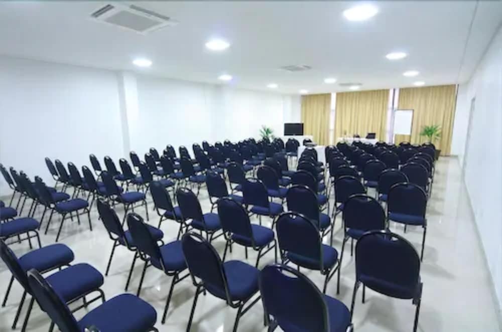 Del Canto Hotel 58/62