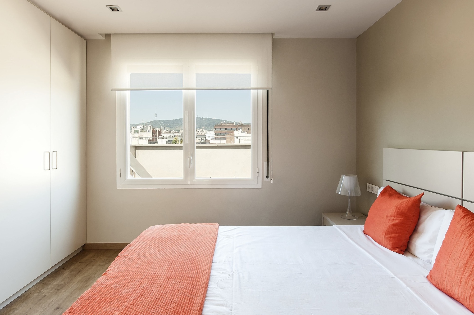 2 BEDROOMS, PENTHOUSE, CITY VIEW