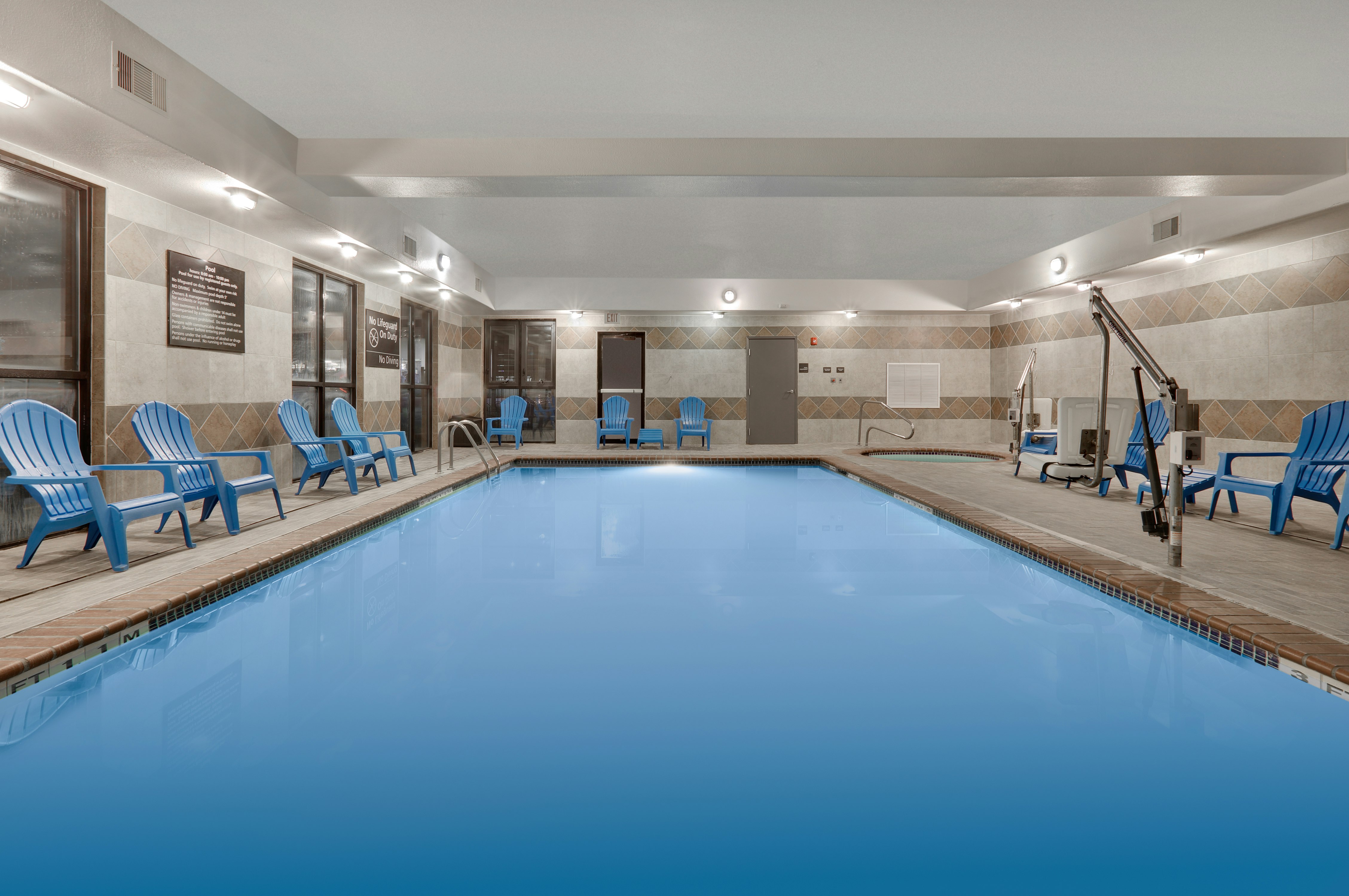 Hampton Inn Suites Childress 3/8