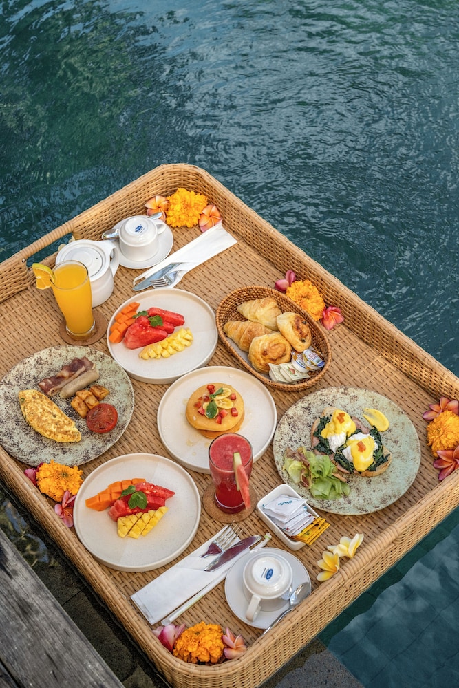 Radha Phala Resort and Spa 55/69