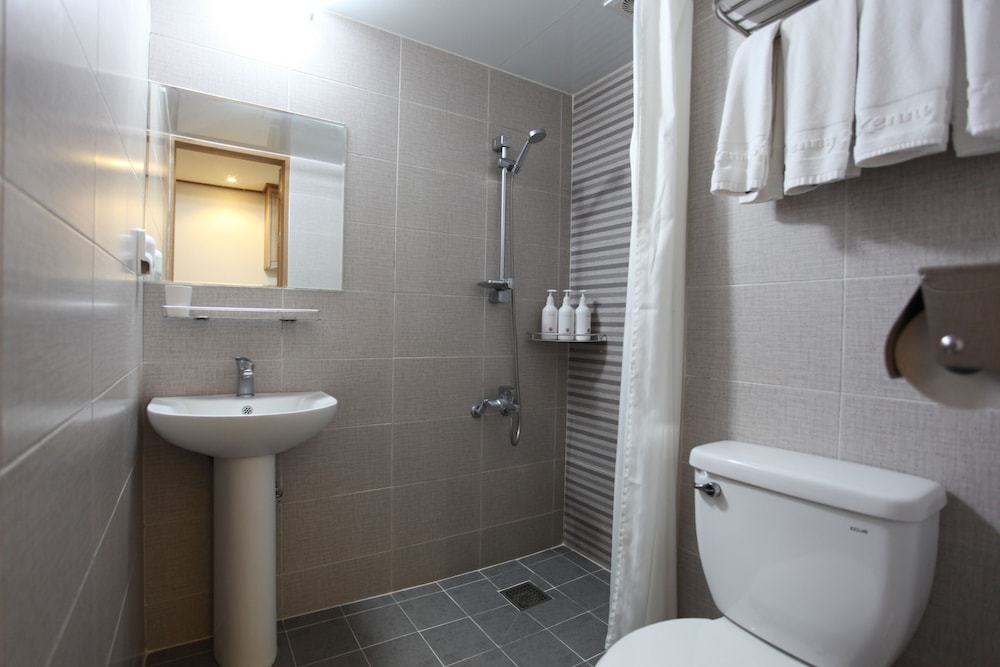 Hotel Rest Seogwipo 9/56