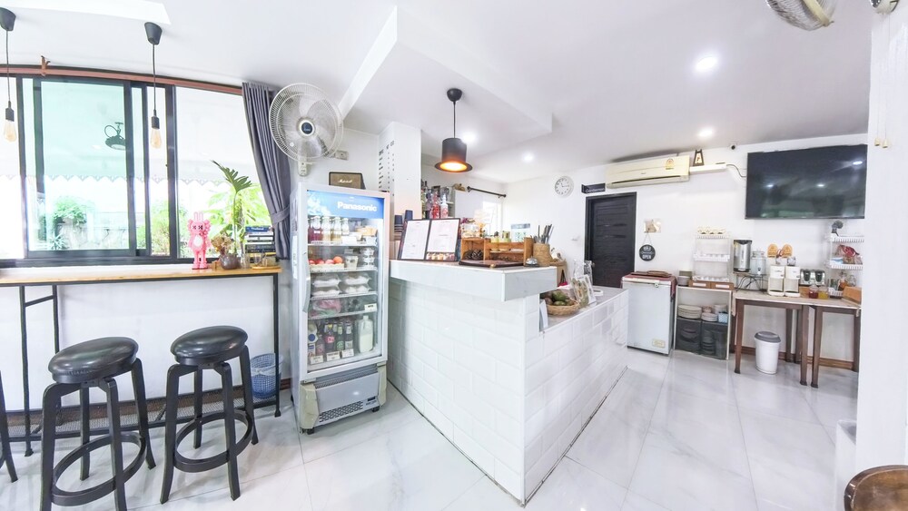Gusto House 44/64