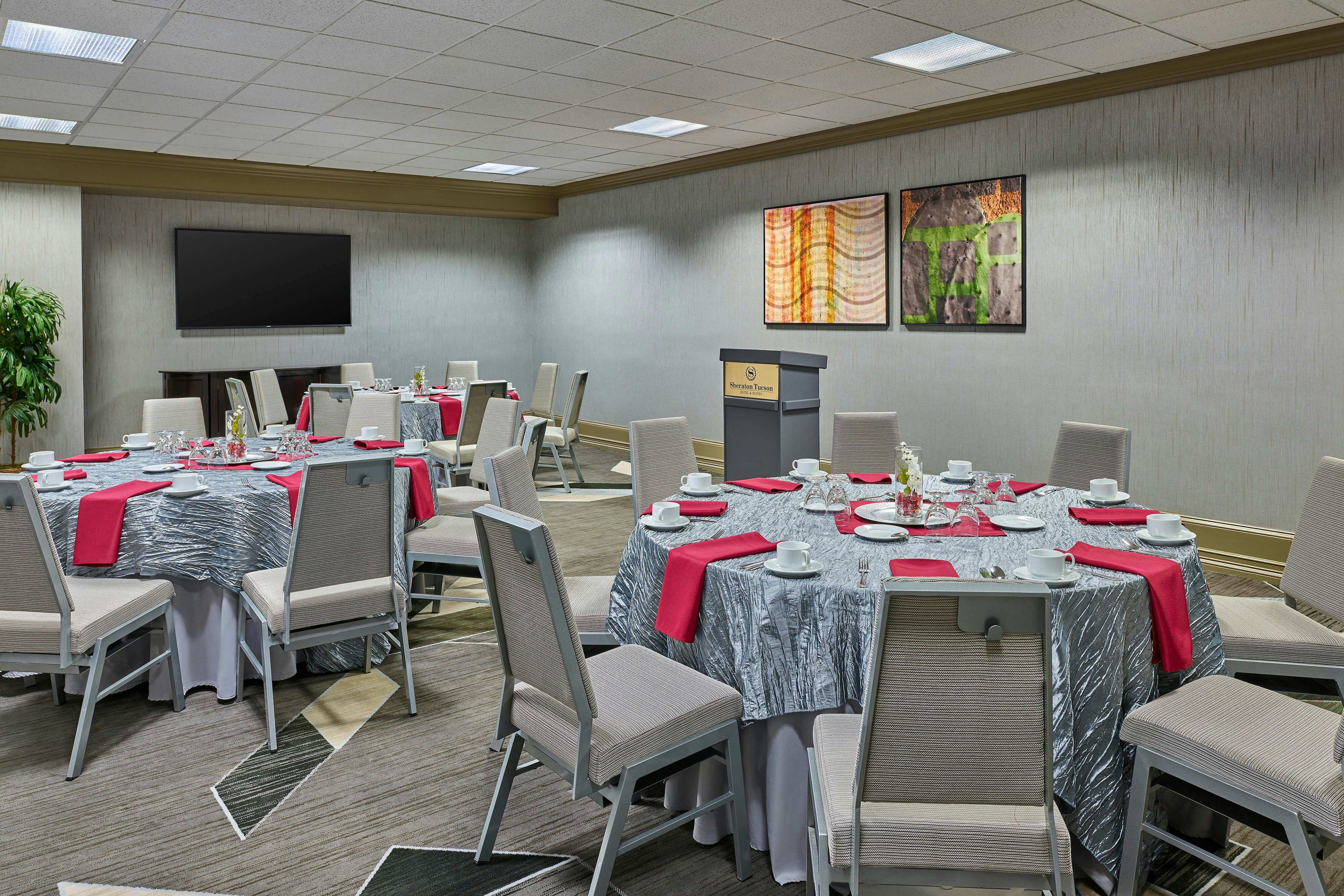 Sheraton Tucson Hotel And Suites 18/22