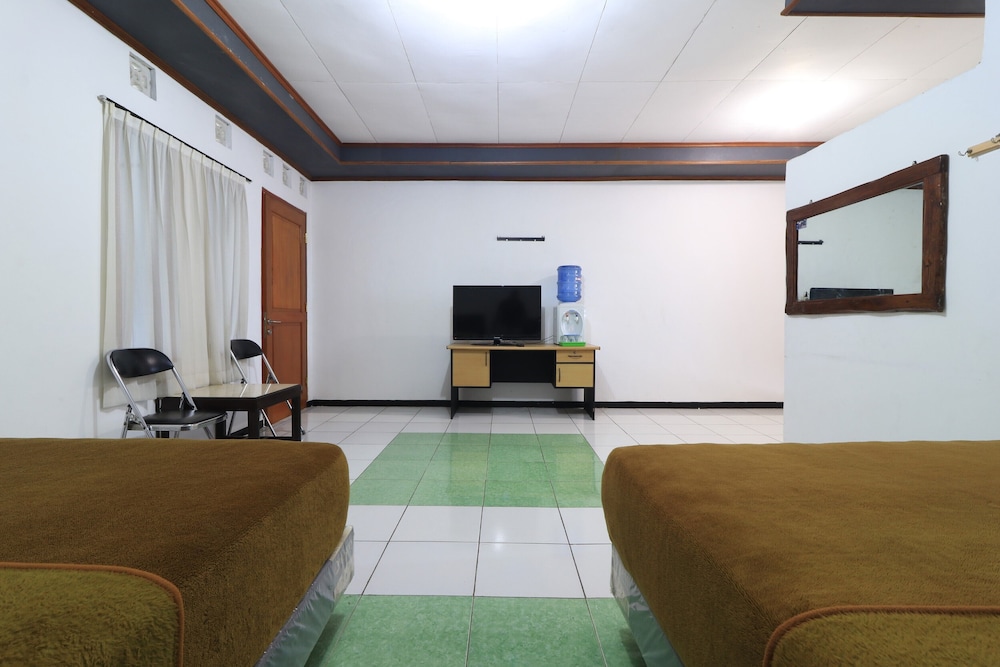 Abang Hotel Ciwidey 42/58