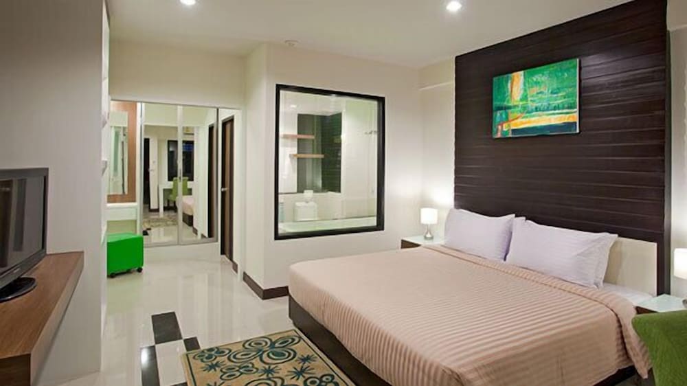 Ayara Grand Palace Hotel 24/52