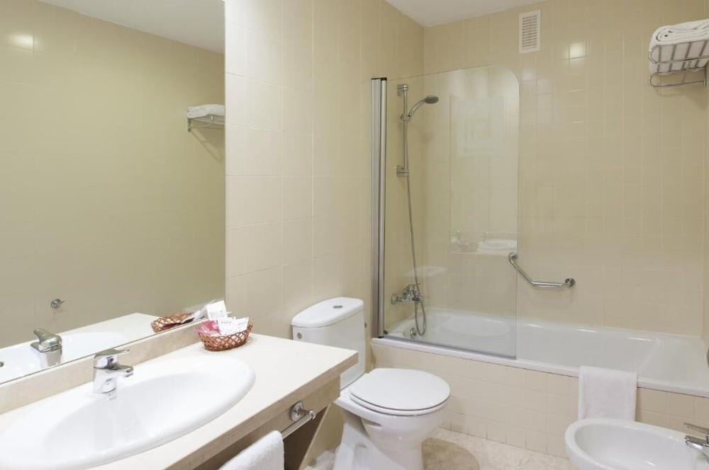 Apartamentos Vertice Sevilla Aljarafe 15/63