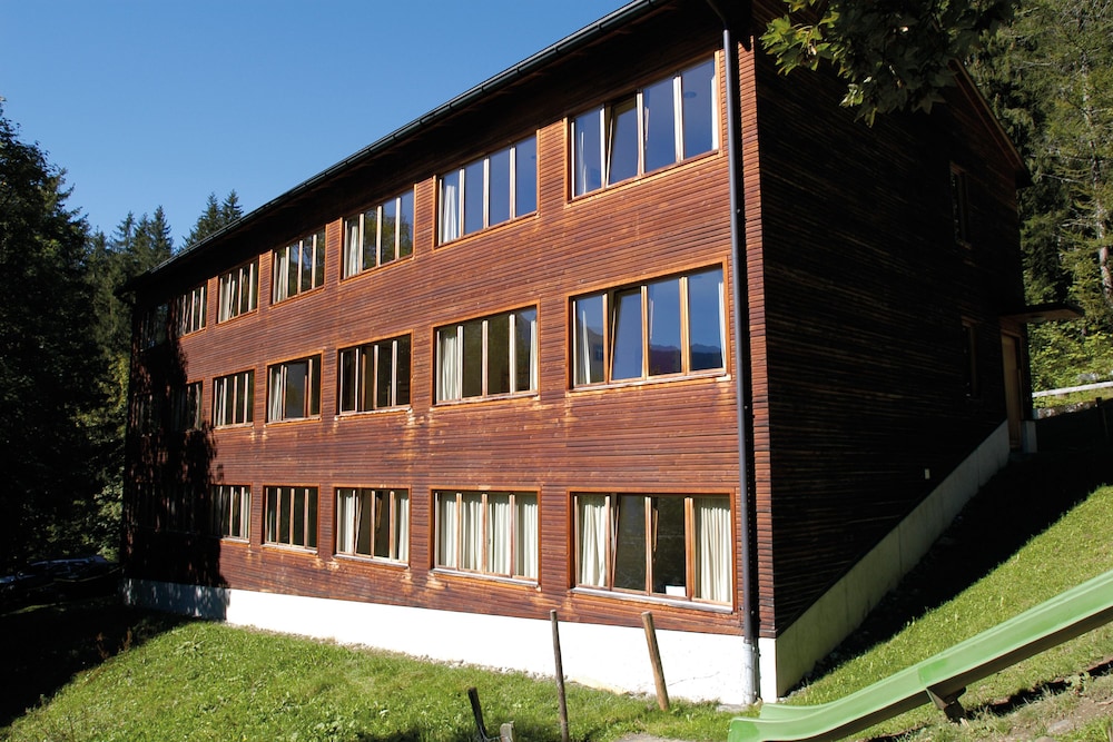 Grindelwald Youth Hostel 7/65