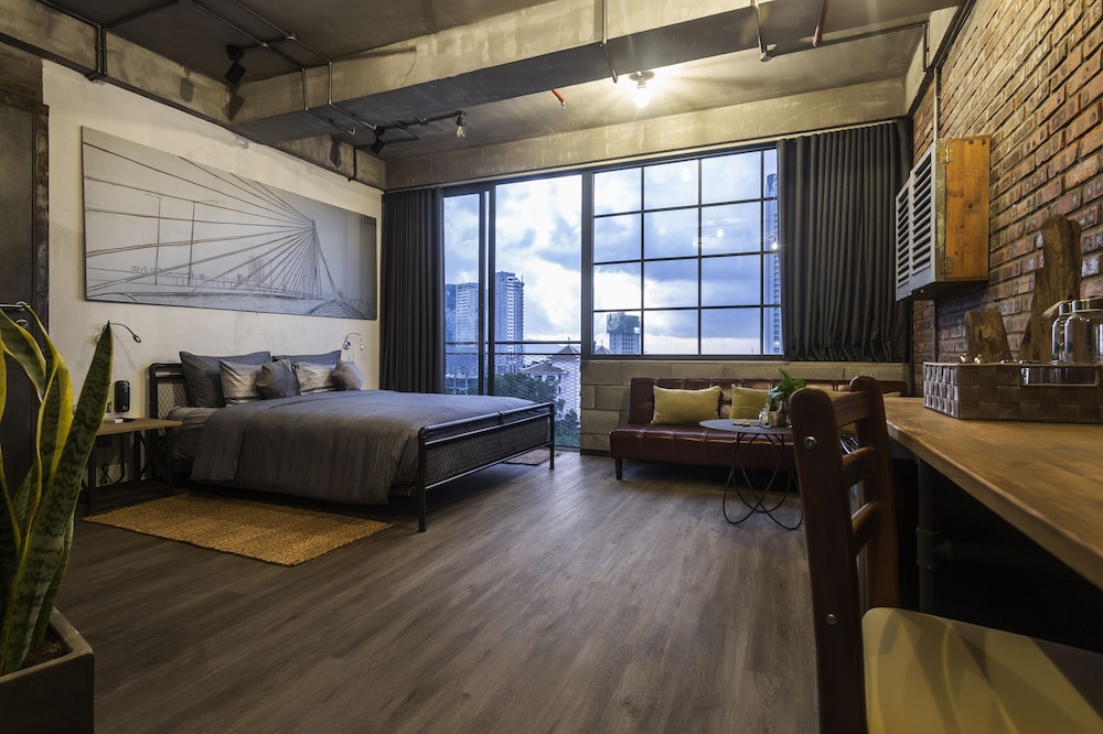 Bridges Danang Boutique Hotel 30/57