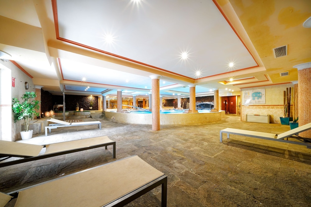 Bull Vital Suites & Spa Boutique Hotel 5/46