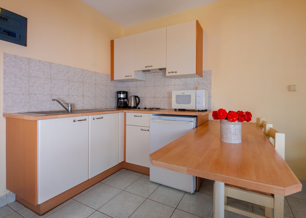 Pavlos Hotel 42/51