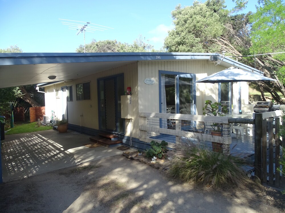 Beachwalk Cottage 13/50