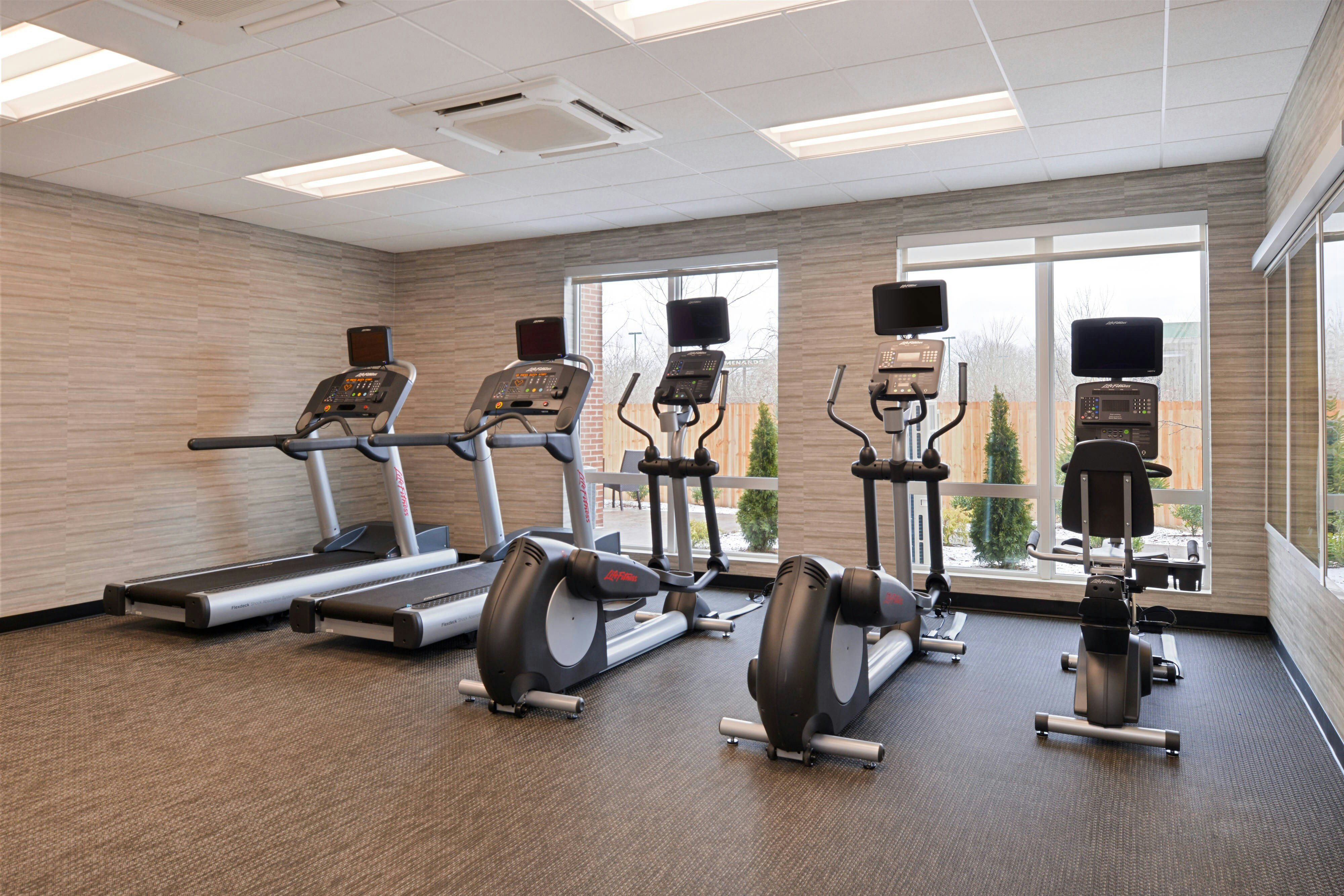 Courtyard By Marriott Toledo North 15/32