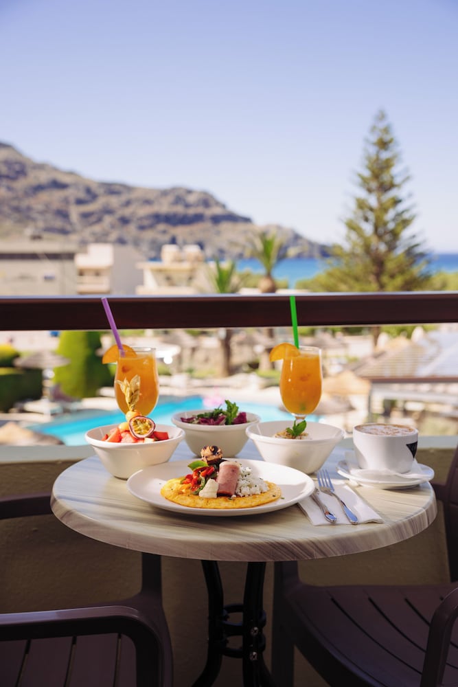 Alianthos Estate Resort 63/79
