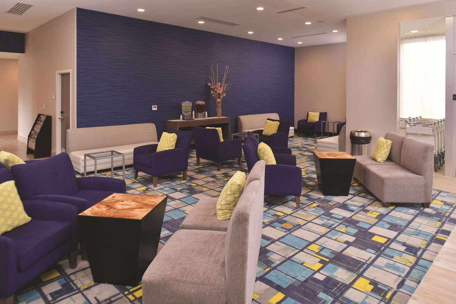 La Quinta Inn And Suites Page At Lake Powell 44/51