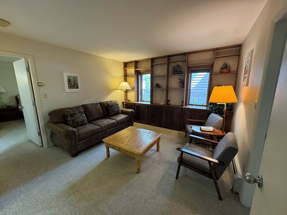 Shadow Mountain Lodge 53/68