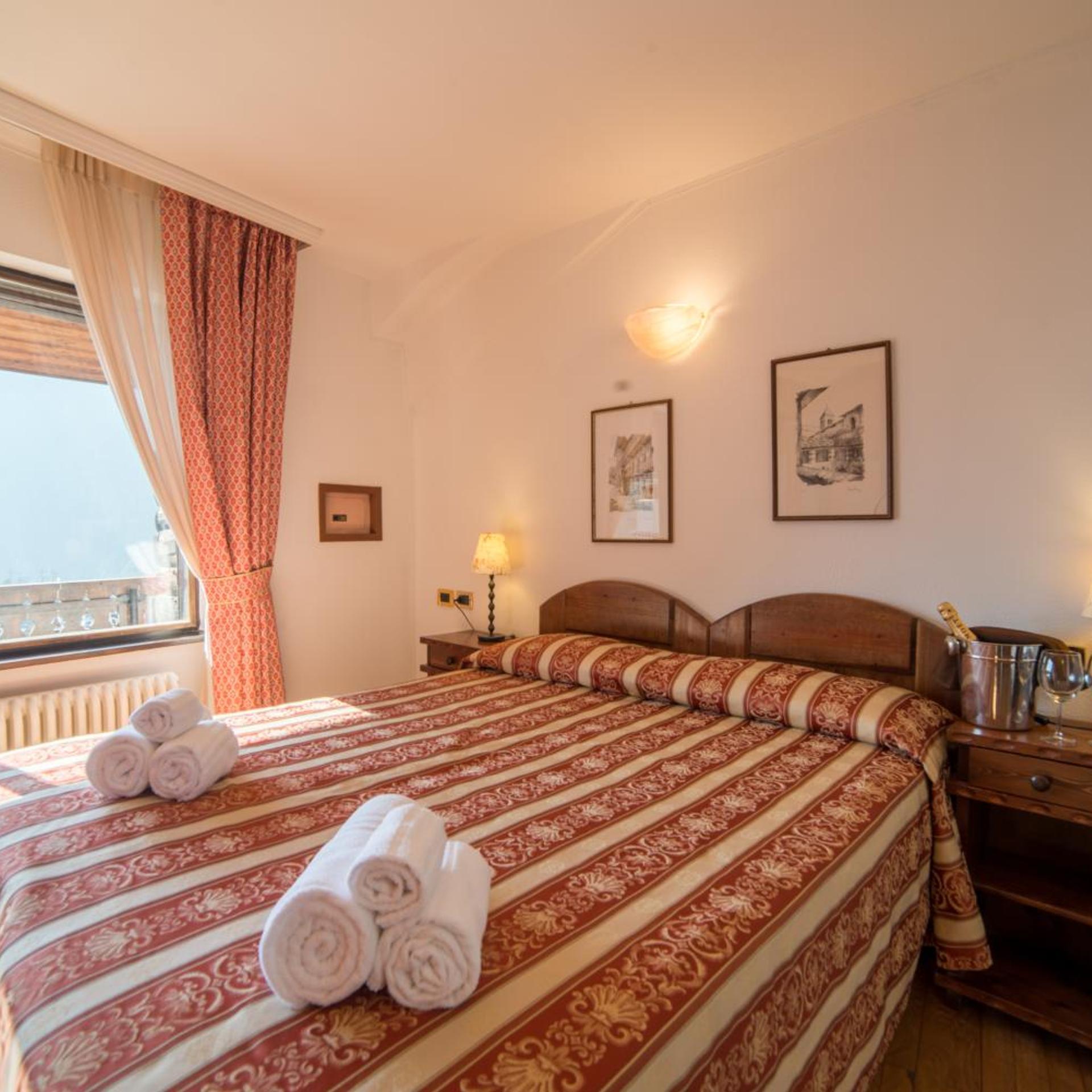Ski Hotel Italia 16/54