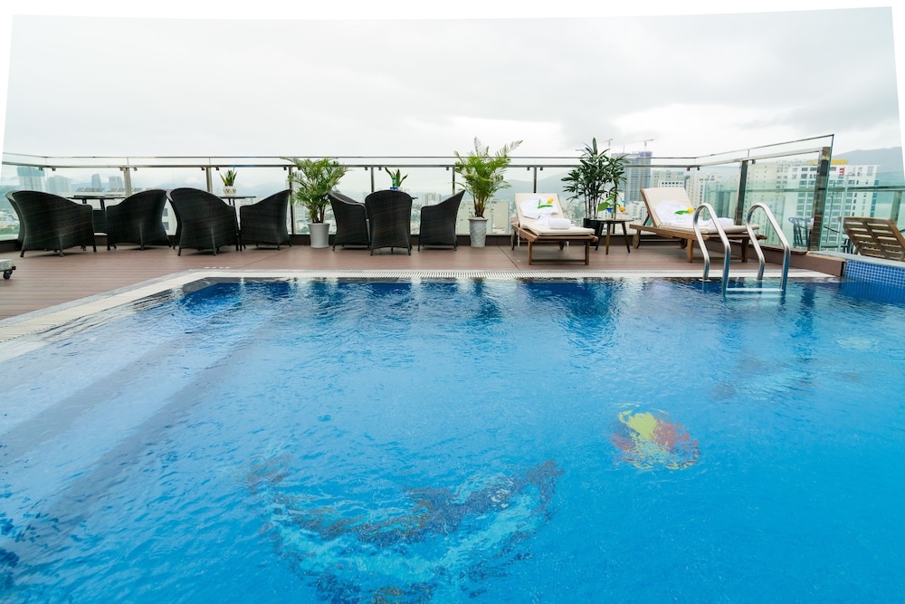 Dana Marina Hotel 60/65