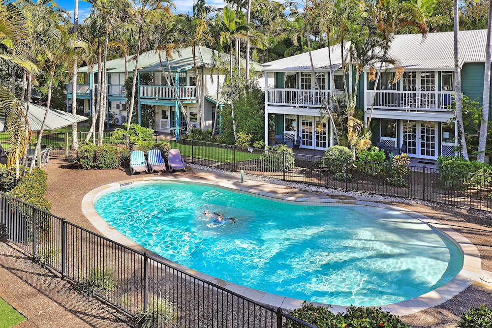 Coral Beach Resort 43/47