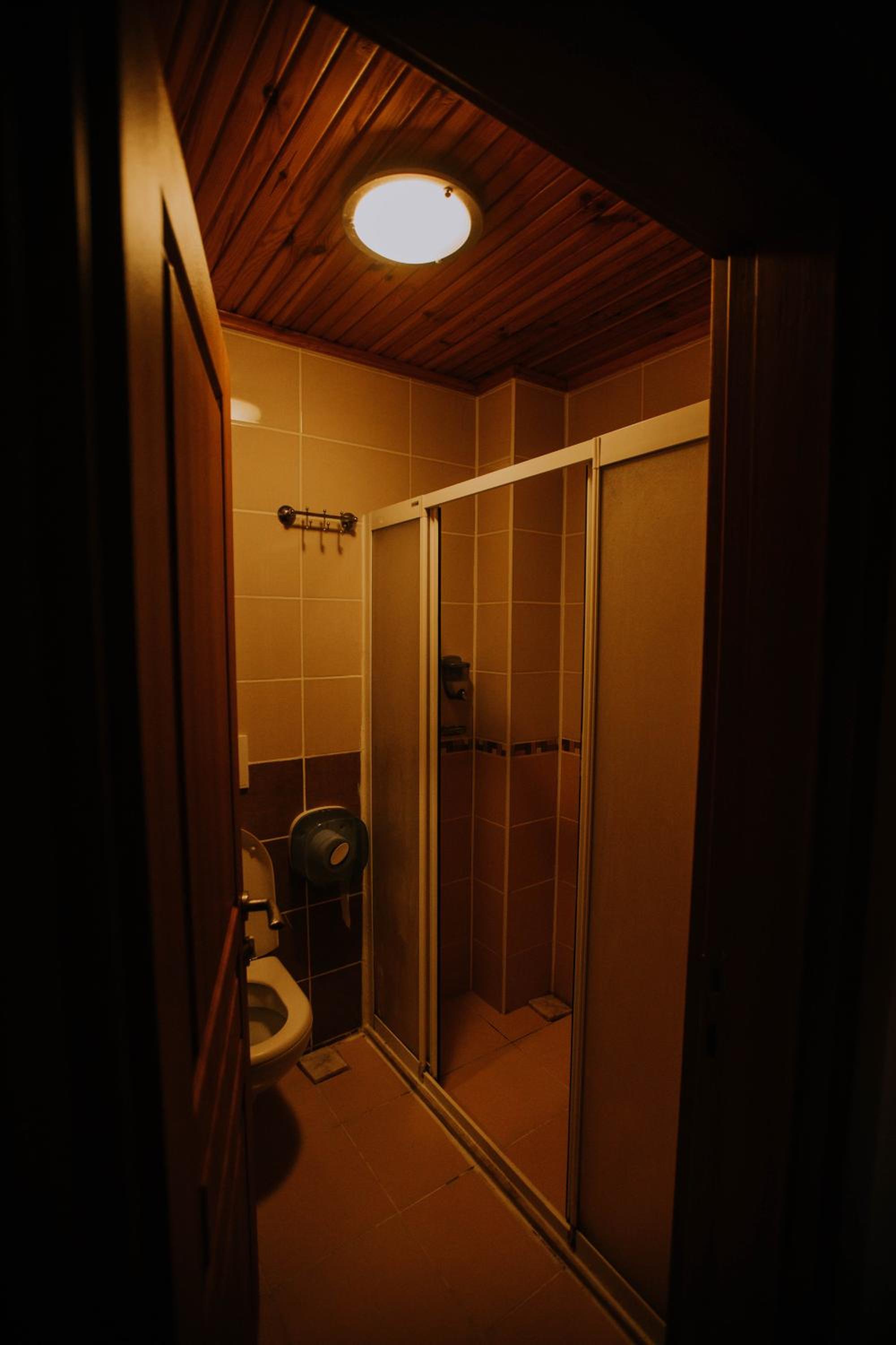 Erish Apart Hotel 20/35
