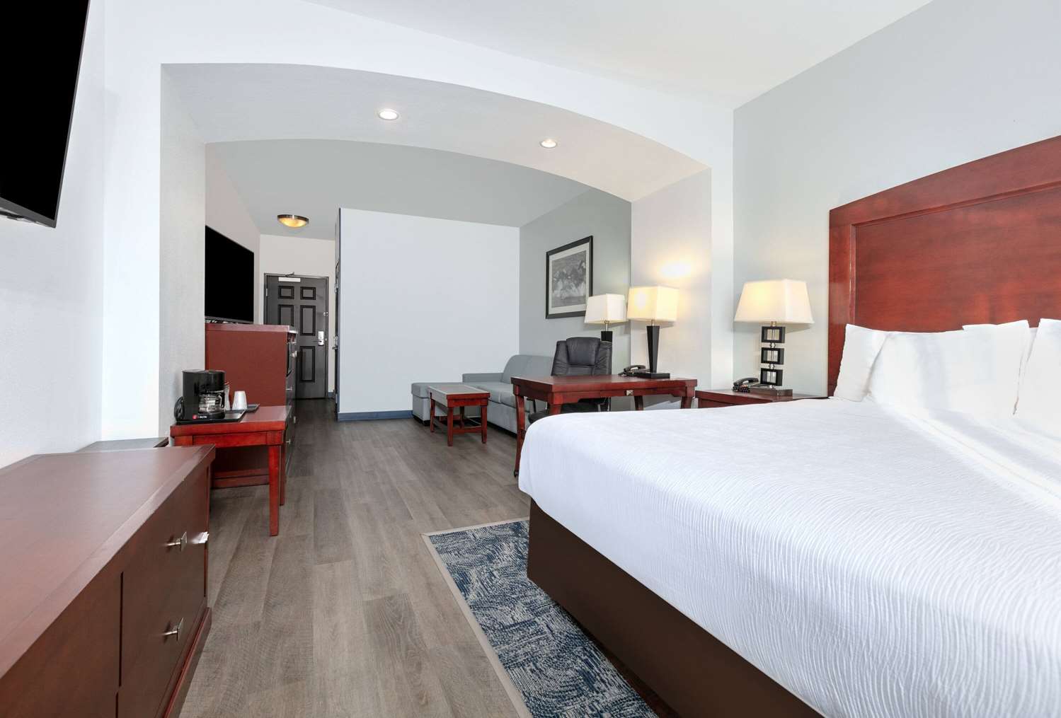 La Quinta Inn & Suites by Wyndham Fort Worth NE Mall 12/52