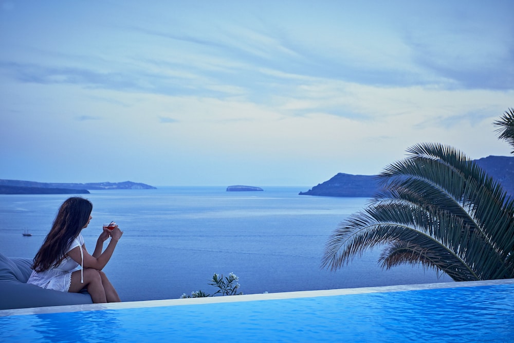 Villaki Oia 38/58