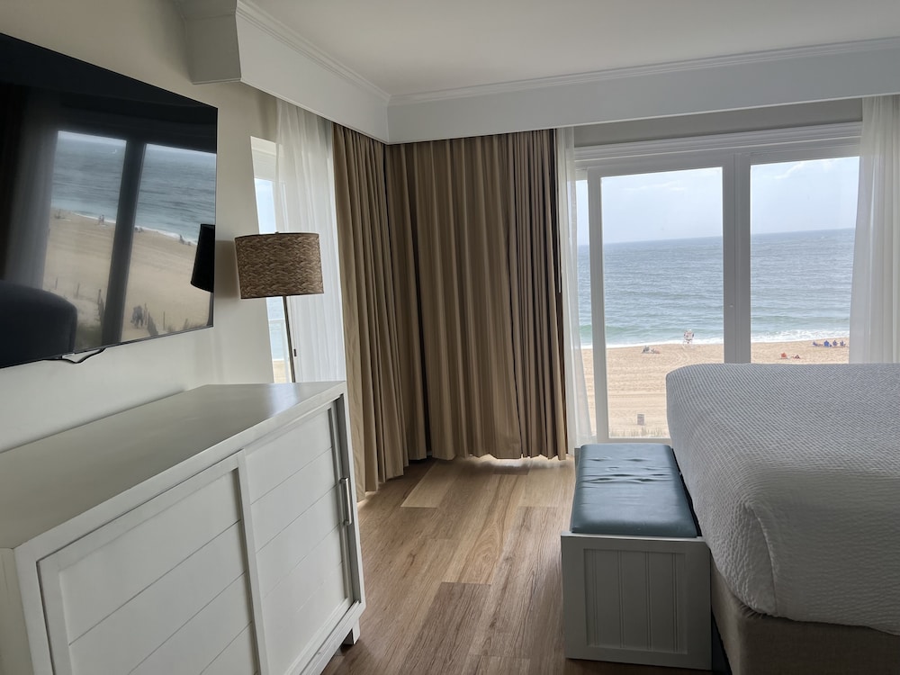 Princess Royale Oceanfront Resort 57/79