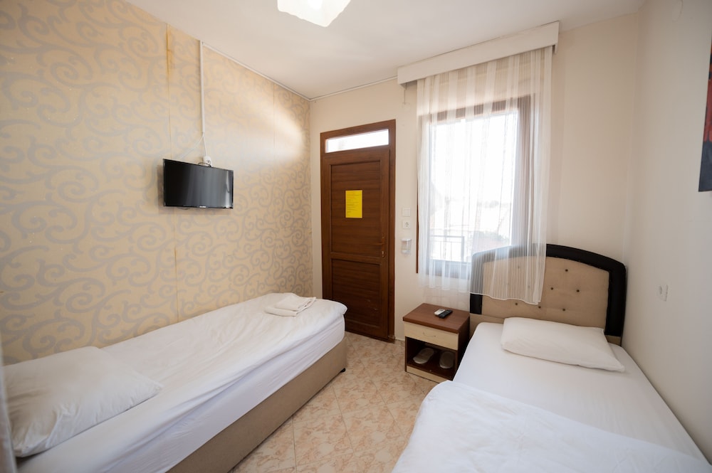 Anz Guesthouse 3/50