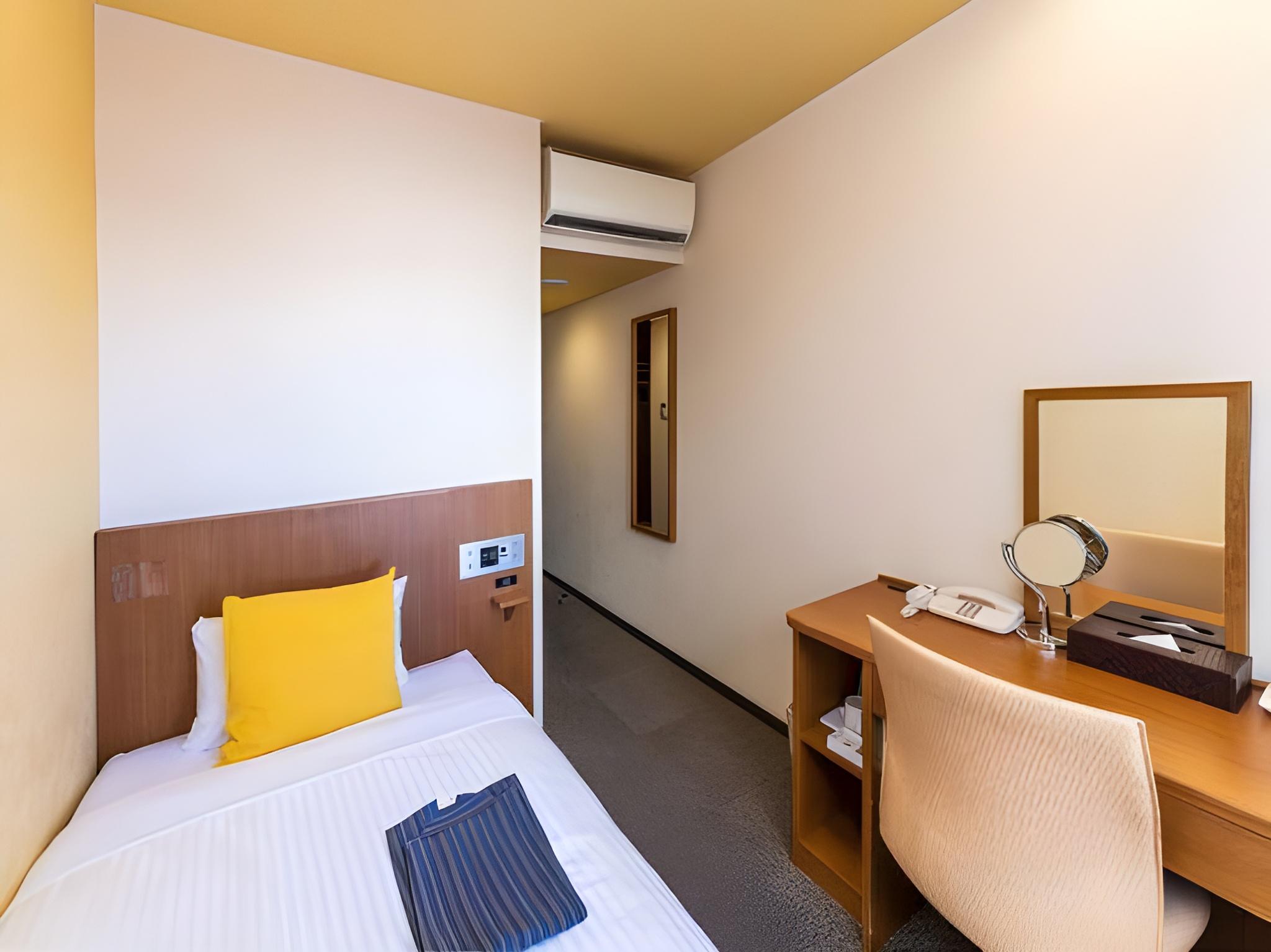 Female Dorm, Ladies, Economy, Single