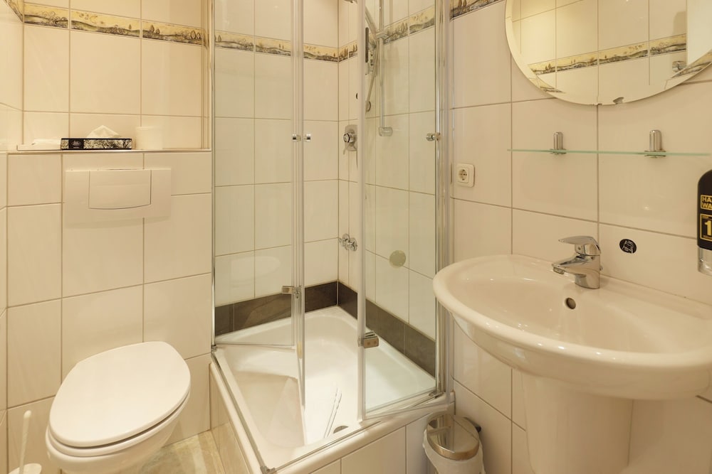 TRIP INN PostHotel Duren 50/50