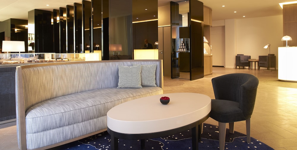 SOFITEL PARIS ARC DE TRIOMPHE 44/68