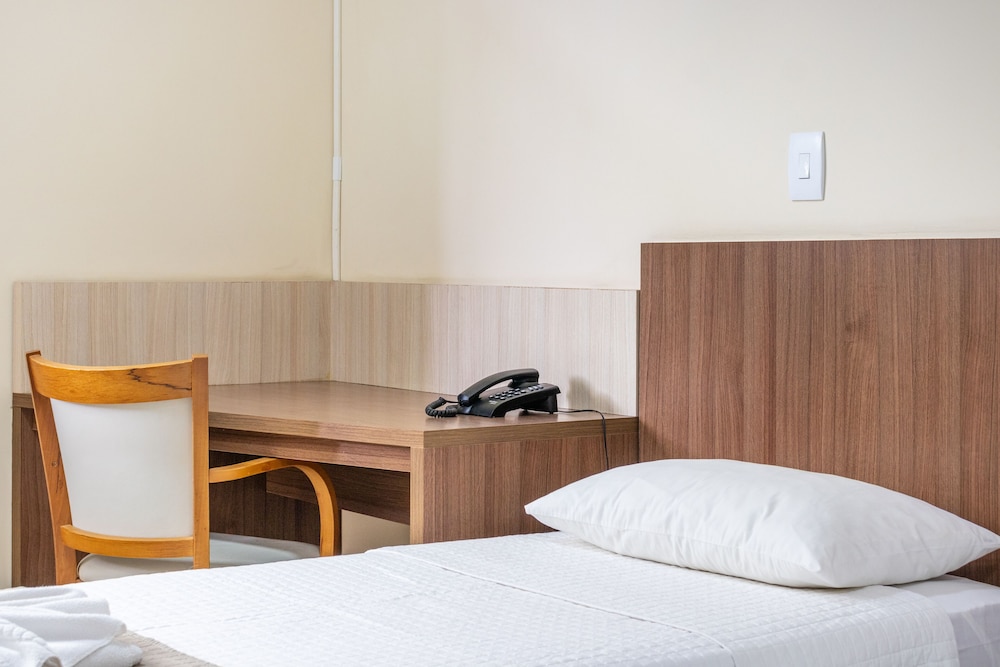 غرفة سوبيريور ثلاثية بسرير مزدوج وسرير فردي، Mediterranee Hotel 3/4