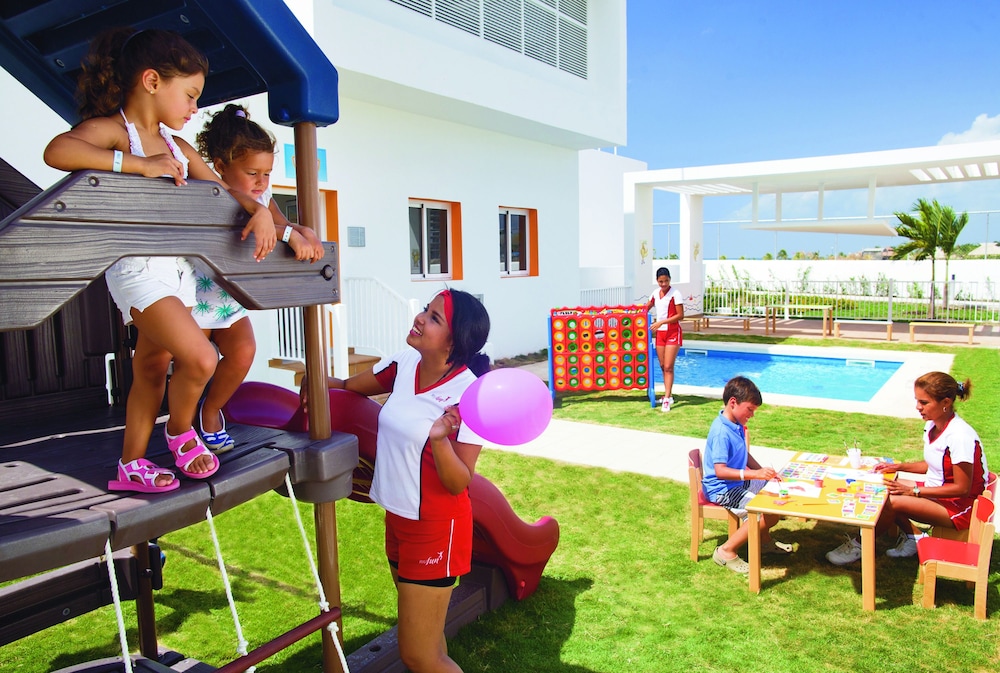 Hotel RIU Playa Blanca All Inclusive 60/72