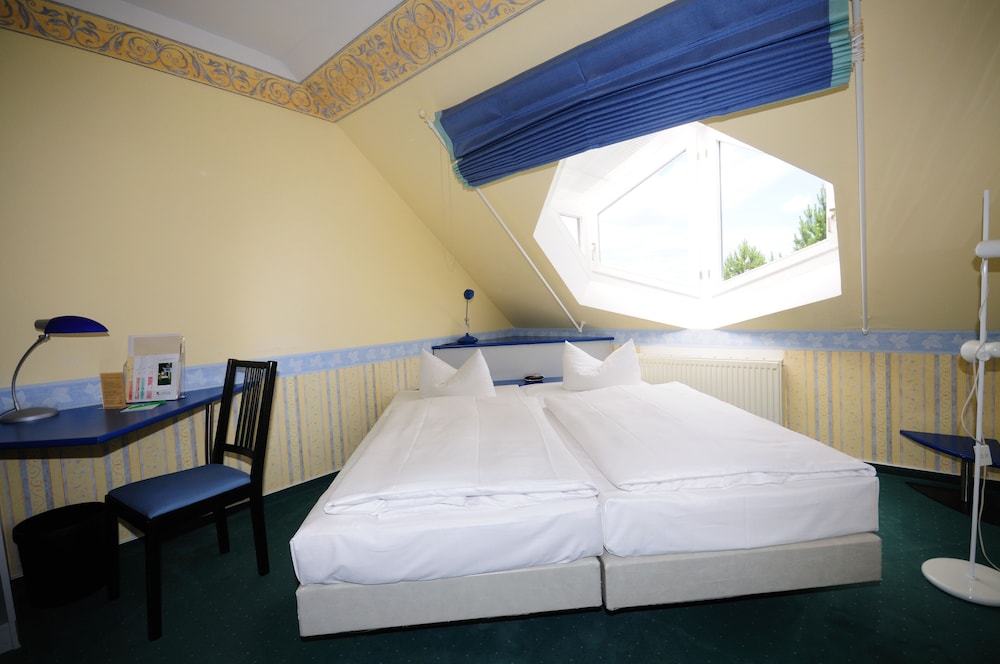 Parkhotel Kluschenberg 11/55