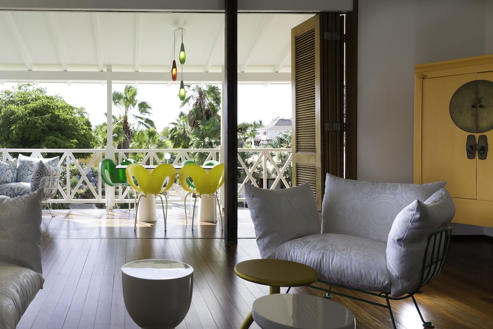 Papagayo Beach Resort 41/72