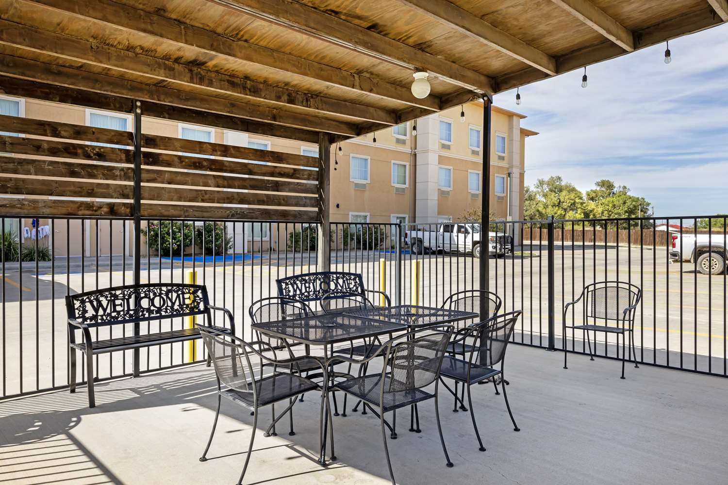 Best Western Plus Guymon Hotel & Suites 25/35