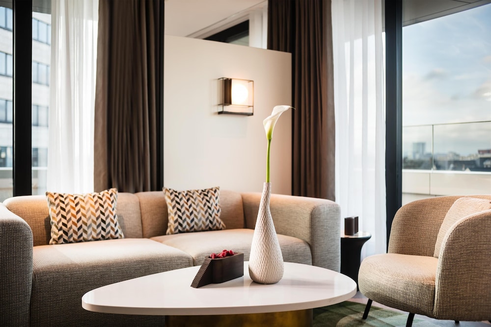 Kennedy 89 Hotel Frankfurt - The Unbound Collection by Hyatt 30/49