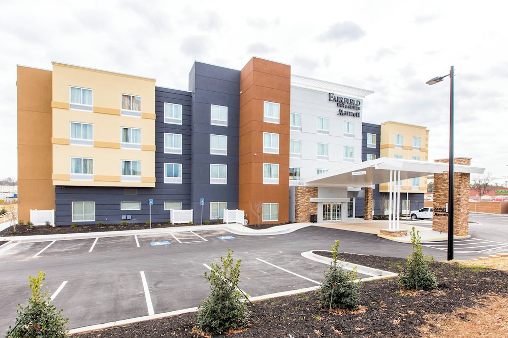 FAIRFIELD INN AND SUITES ATLANTA ACWORTH 45/50