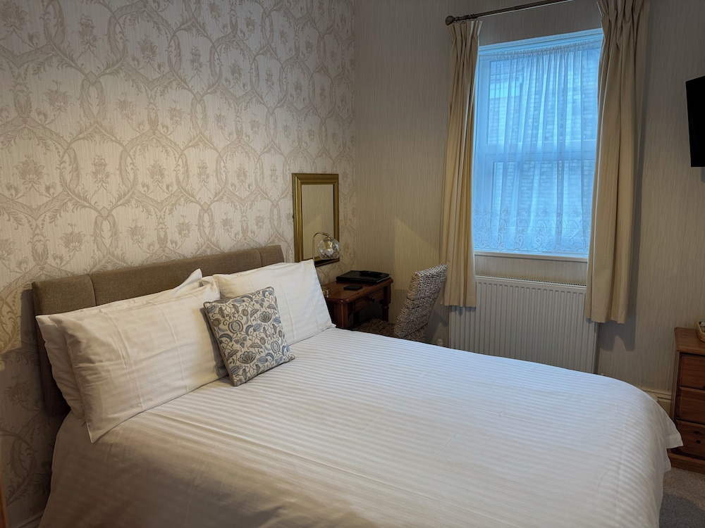 Raincliffe Hotel 14/50