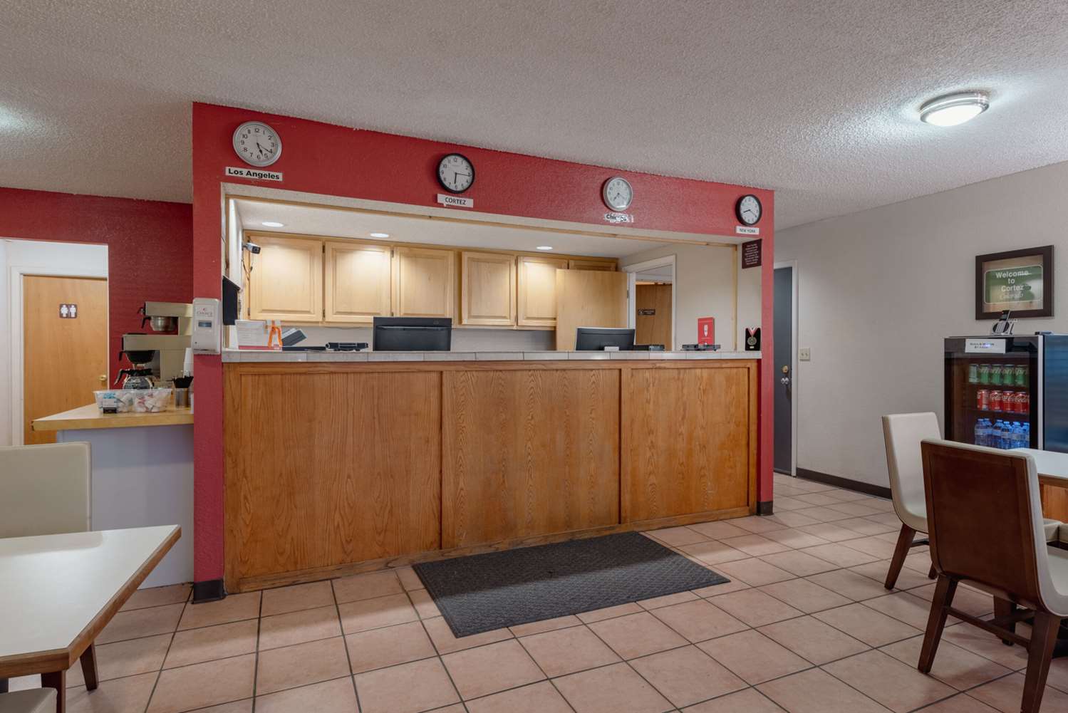 Econo Lodge Cortez near Mesa Verde 6/20
