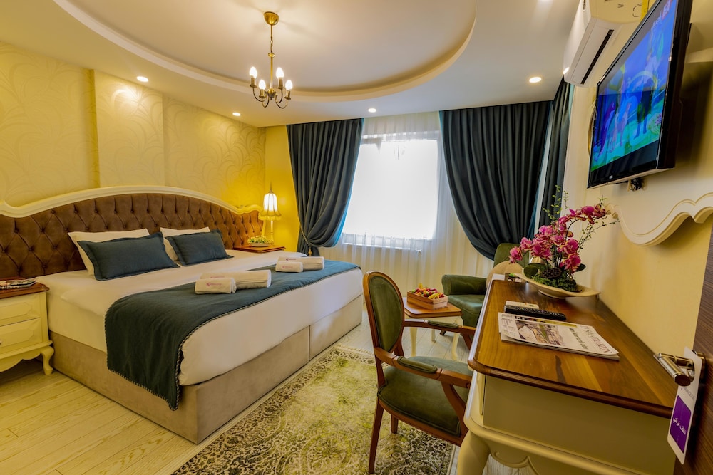 Andalouse Airport Suite Hotel 26/50