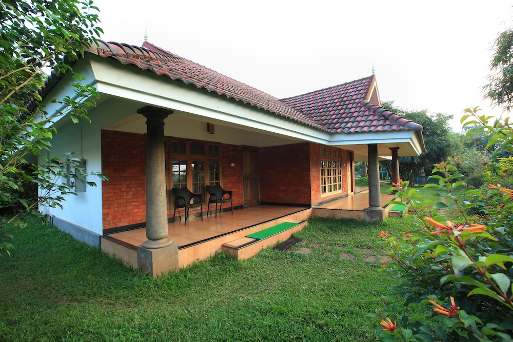 Arayal Resorts: A Unit of Sharoy Resort 3/49