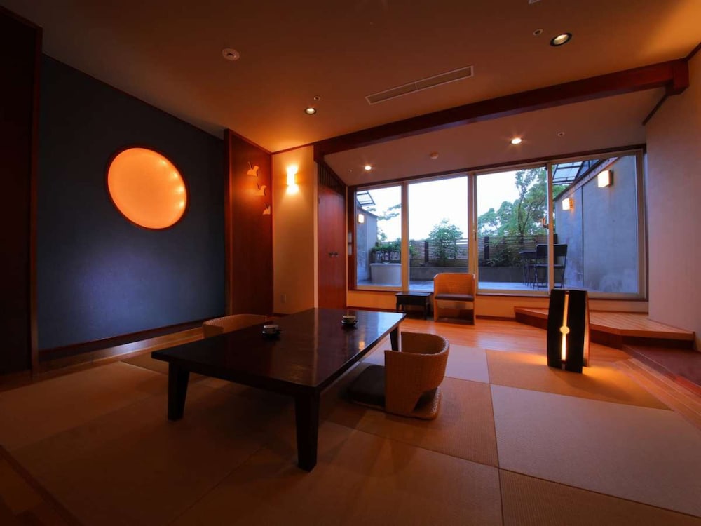 Hotel Beppu Pastoral 36/48