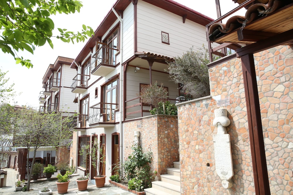 SINOP ANTIK OTEL 41/44