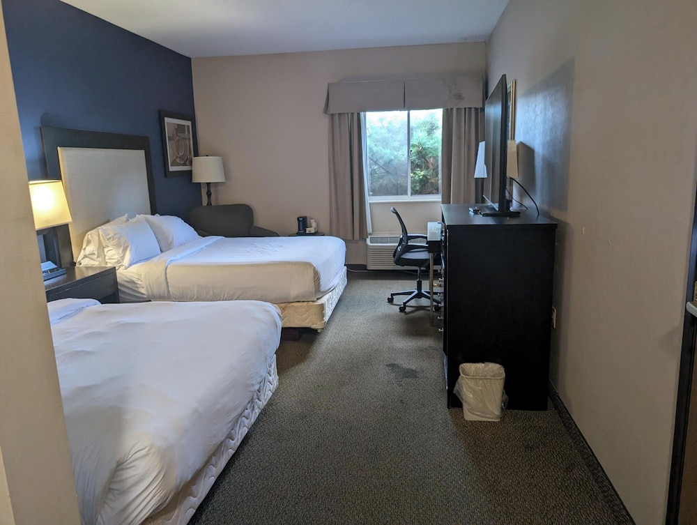 Wingate by Wyndham Ashland 9/24